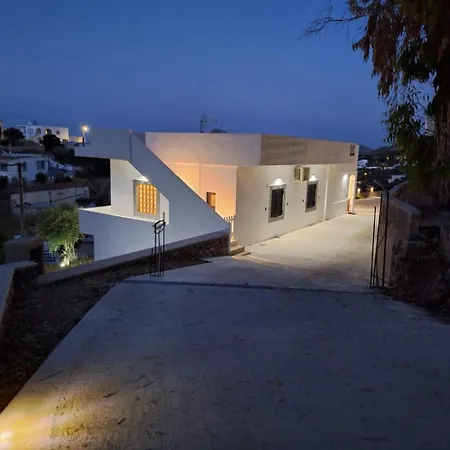 Ferienhaus View House Vromolithos